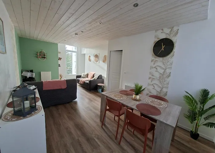 2 A 4 Personnes A L'oree De L'ouin Mauleon